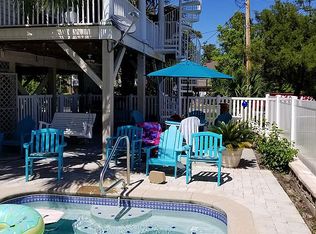 313 6th Ave S, Surfside Beach, SC 29575