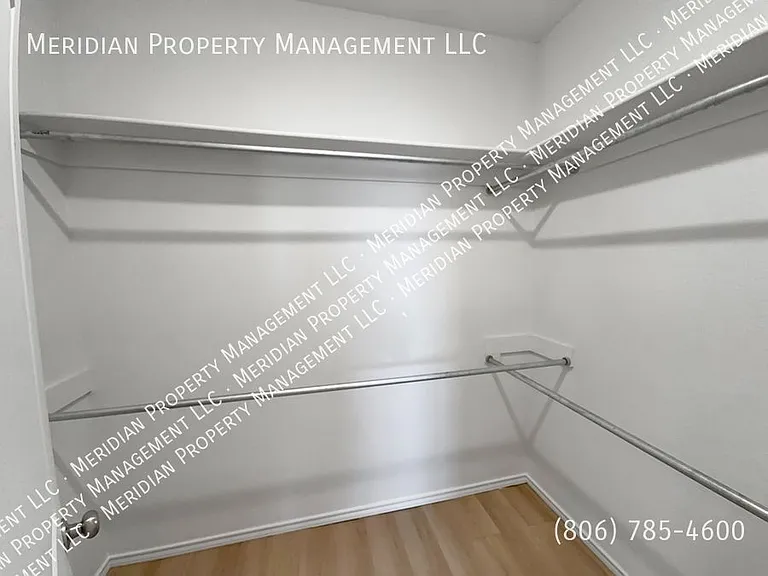 5506 Itasca St #B — Photo 16