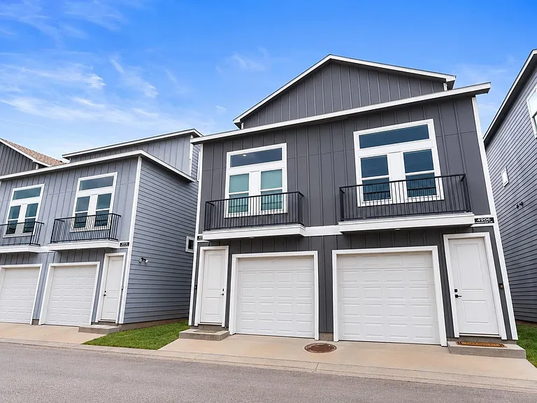 4908 Paradigm Ln — Photo 1