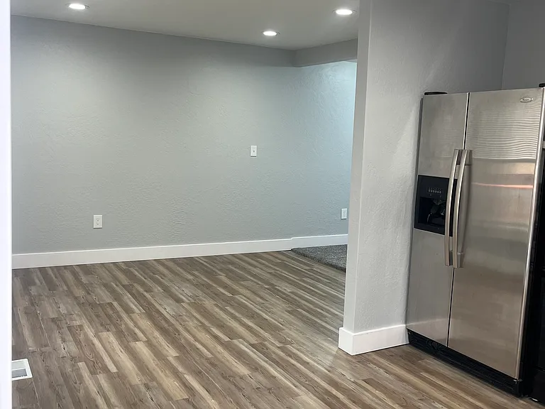 1008 McCarty Ave — Photo 10