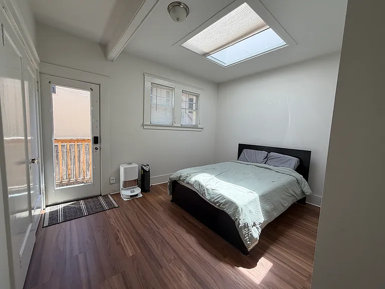 106 Treanor St — Photo 14