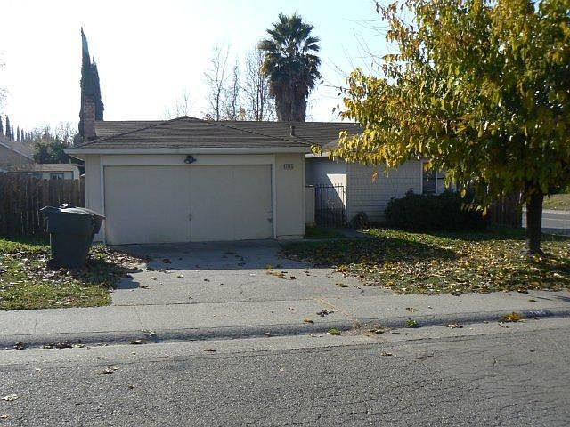 1st image of 7185 Stanford Oak Dr