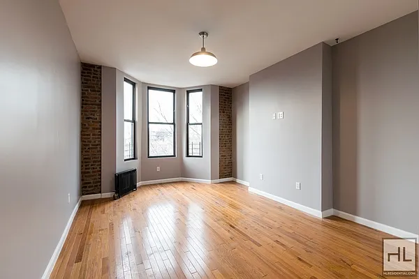 Rented by Highline Residential | media 33