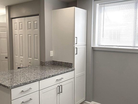 2nd image of 4565 Logsdon Dr #17