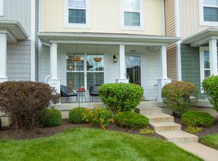 203 Countryshire Dr, Lake Saint Louis, MO 63367