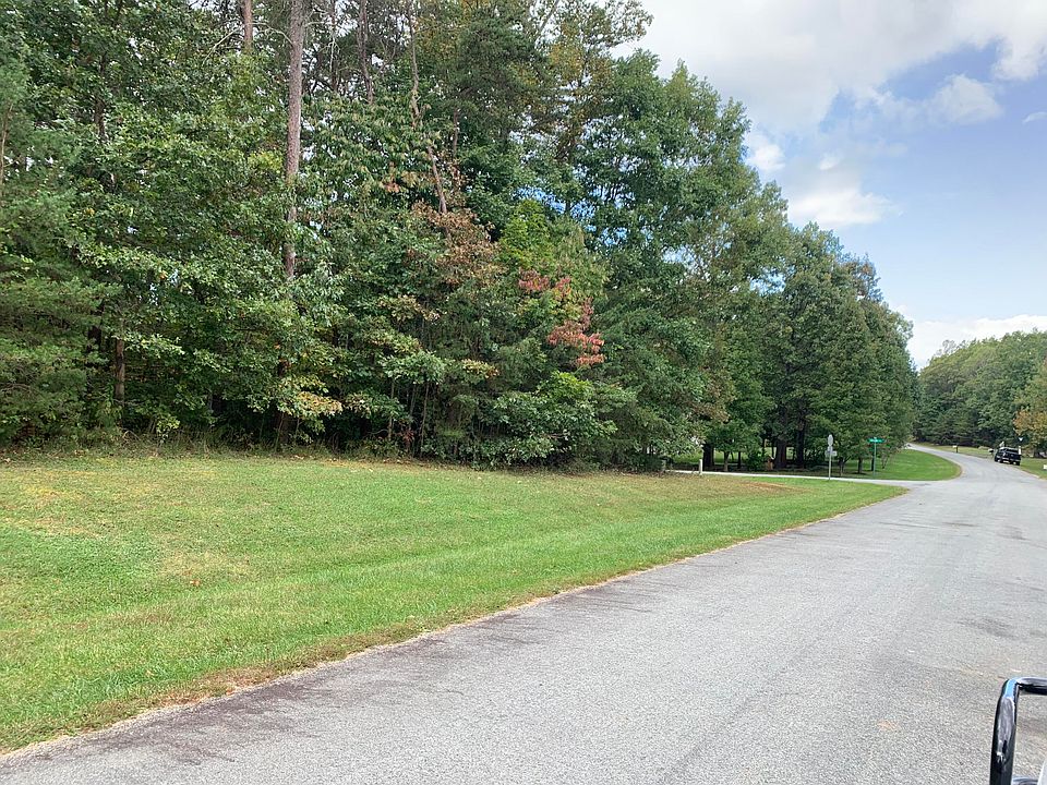 1st image of 0 Woods Edge Dr