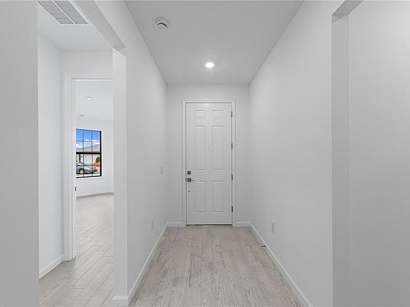 4th image of 2049 Terreno BLVD