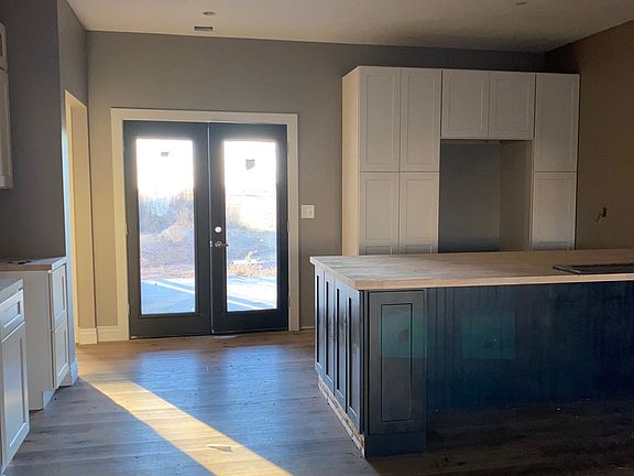 Kitchen with direct access to out back