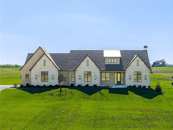 4th image of 18904 Bella Terra Rd