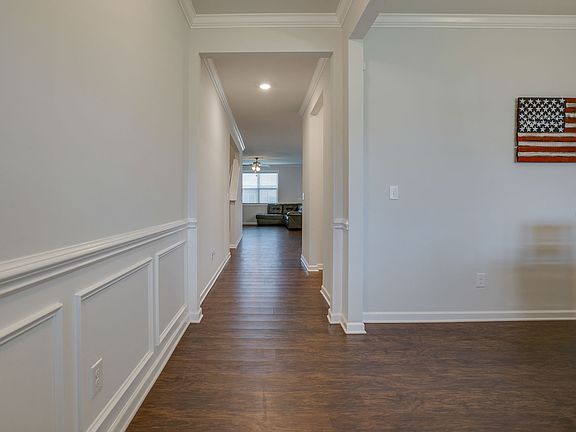 5th image of 334 William Dylan Dr