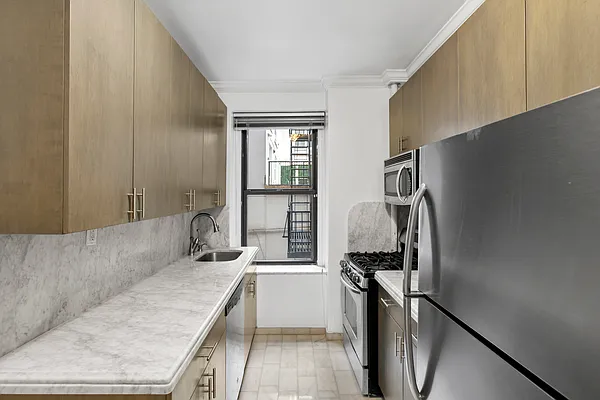 Sold by Compass | media 3