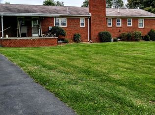 639 Dabneys Rd, Raphine, VA 24472