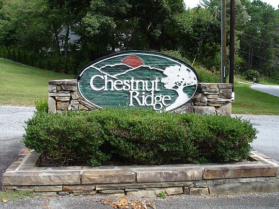 Entrance. Closed Loop Community With No Thru Traffic. Great For Walkers.