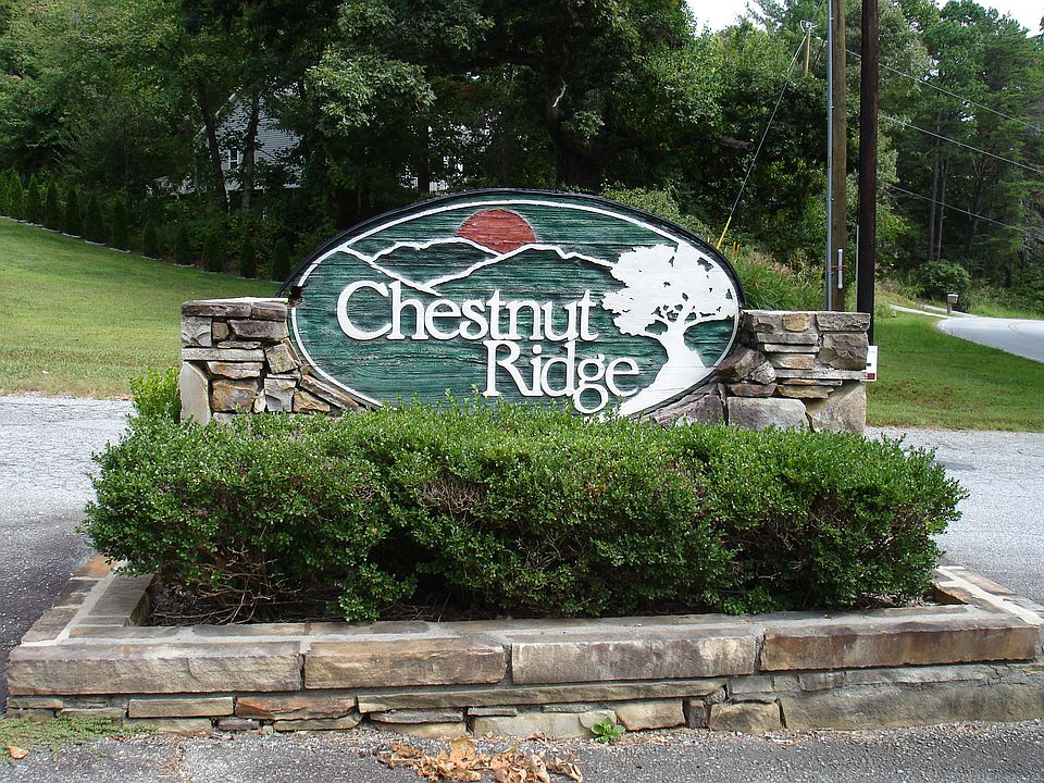 Entrance. Closed Loop Community With No Thru Traffic. Great For Walkers.