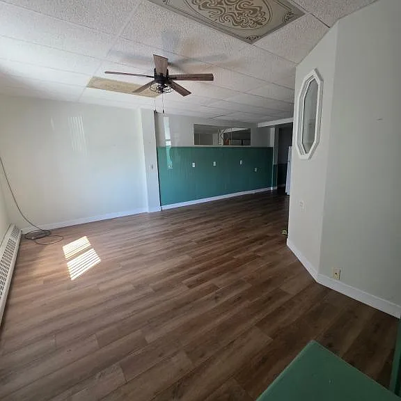 1906 Iowa Ave — Photo 1