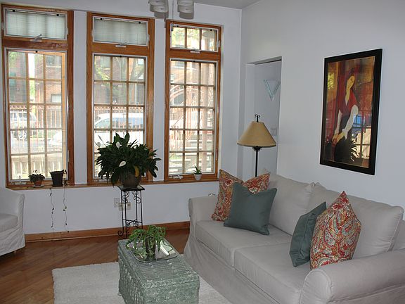 3rd image of 2616 W Superior St