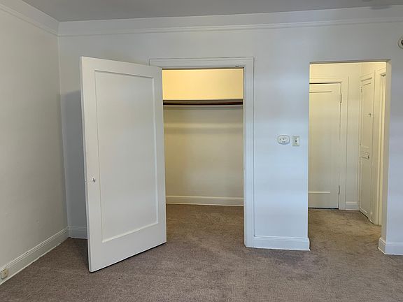 4th image of 5508 22nd Ave NW #8