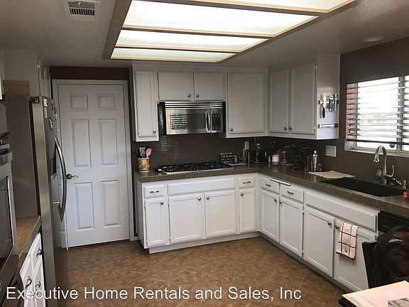 5th image of 24315 Gitano Dr