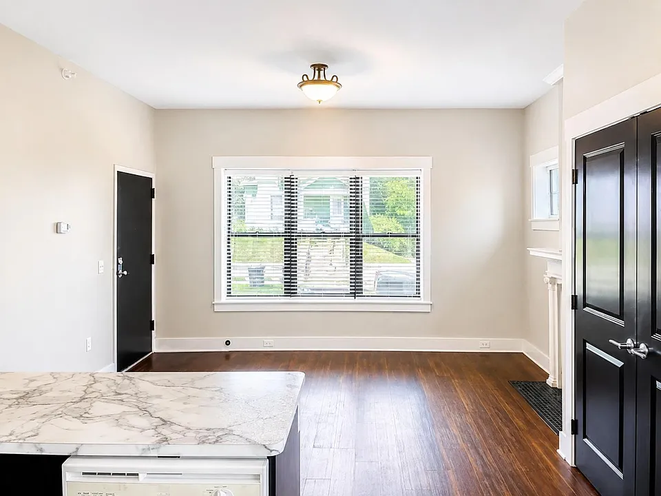 1011 S 30th Ave #1001-01