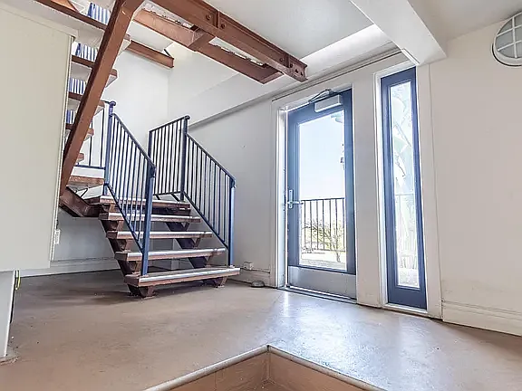 Staircase up to unit