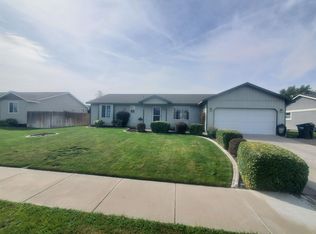 5006 Sinai Dr, Pasco, WA 99301