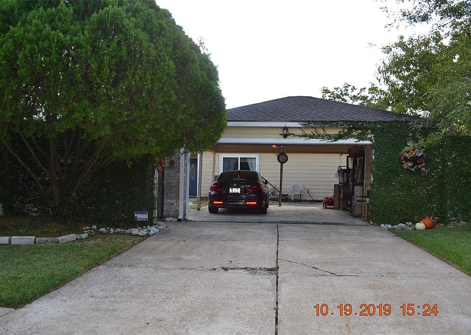 1st image of 16119 Glen Mar Dr