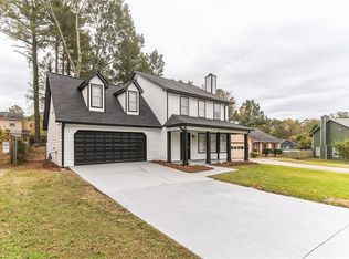 1987 Corners Cir, Lithonia, GA 30058