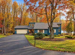 114 Blueberry Pl, Daniels, WV 25832