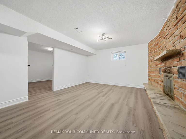 36 Roseville Dr #BASEMENT — Photo 11