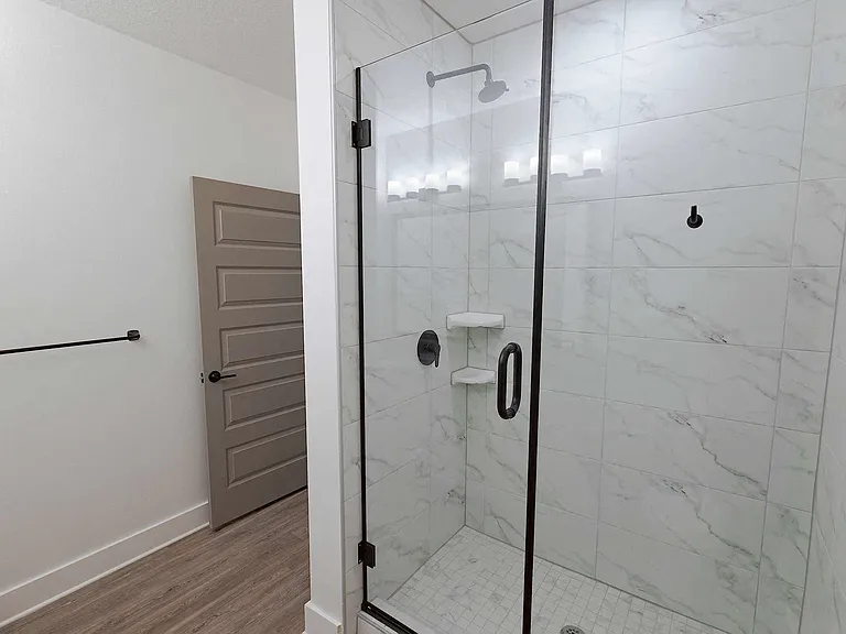 The Parian Luxury Apartments — Photo 108