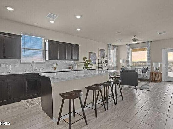 5th image of 14420 Desert Wind Dr
