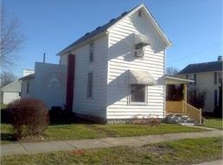 1105 Harris St, Huntington, IN 46750