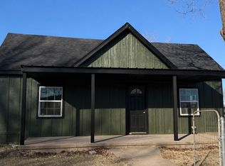 201 W Holly, Tuttle, OK 73089