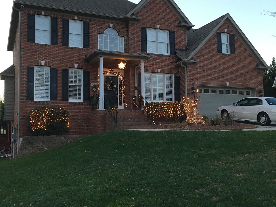 2nd image of 133 Bradford Pear Ct
