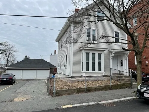 34 Vine St, Haverhill, MA 01830