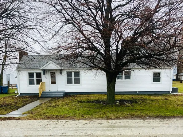 208 4th St, Anchor, IL 61720