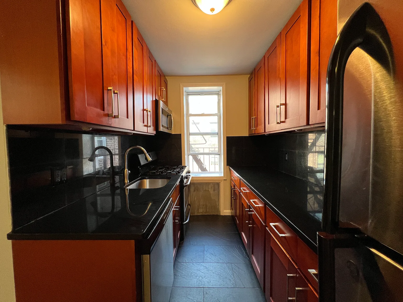 65-62 Saunders Street — Photo 3