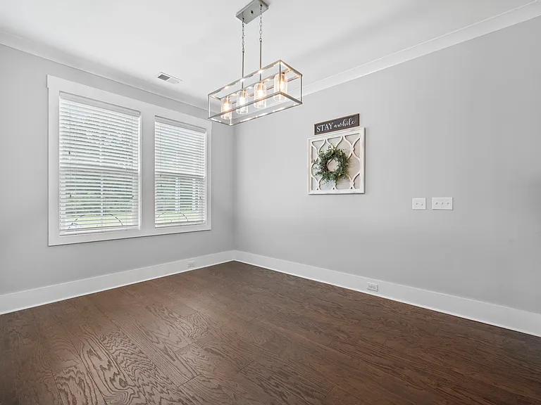 414 Hamlet Cir — Photo 14