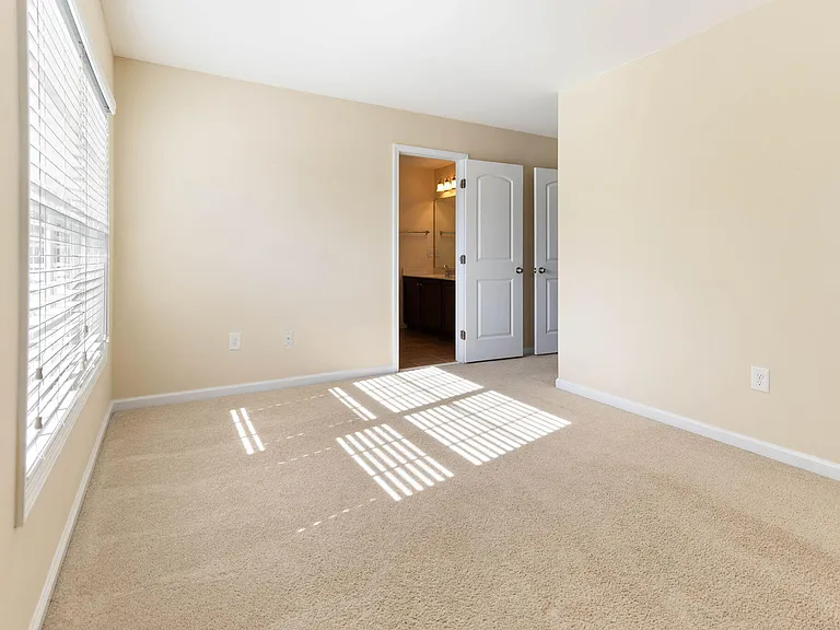 1237 Mantra Ct — Photo 28