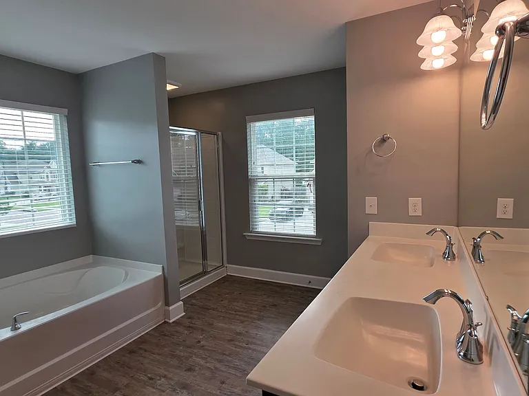 130 Clover Point Cir — Photo 24