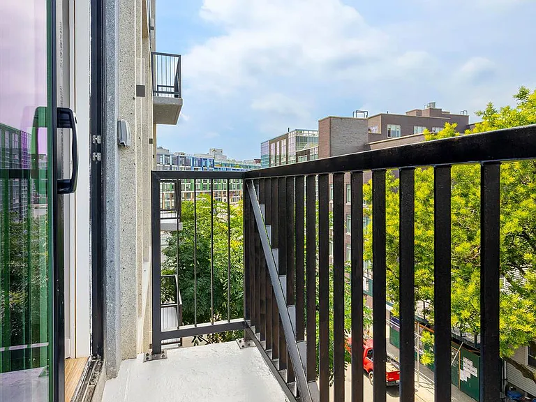 22 Frost St #303 — Photo 6