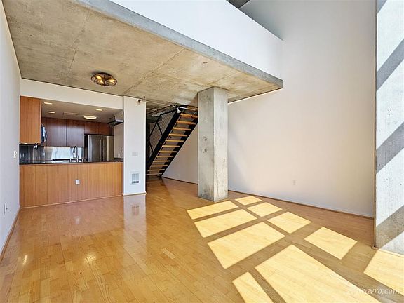 4th image of 77 Dow Pl APT 908