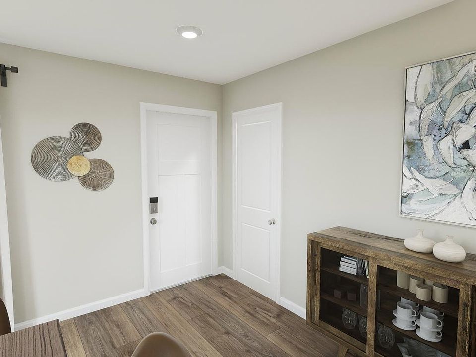 2nd image of 4801 Hayvenhurst Ave #24