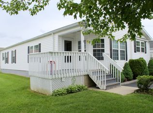 8 Rosewood Ter, Belvidere, NJ 07823