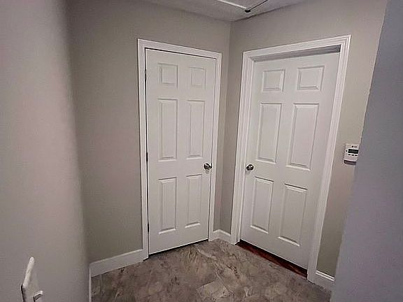 5th image of 1111 Burris St