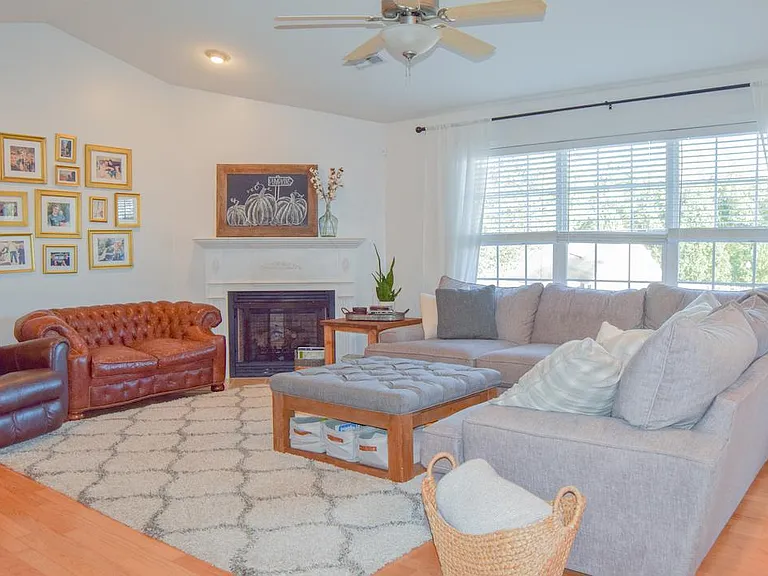 18 Olivine Way — Photo 8