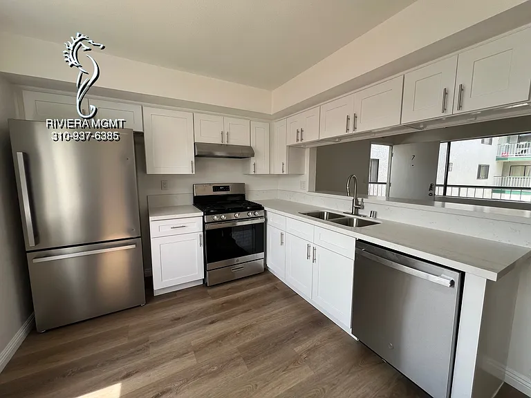 4776 W 132nd St #7 — Photo 13