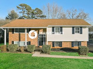 11920 Berwick Ln, Knoxville, TN 37934