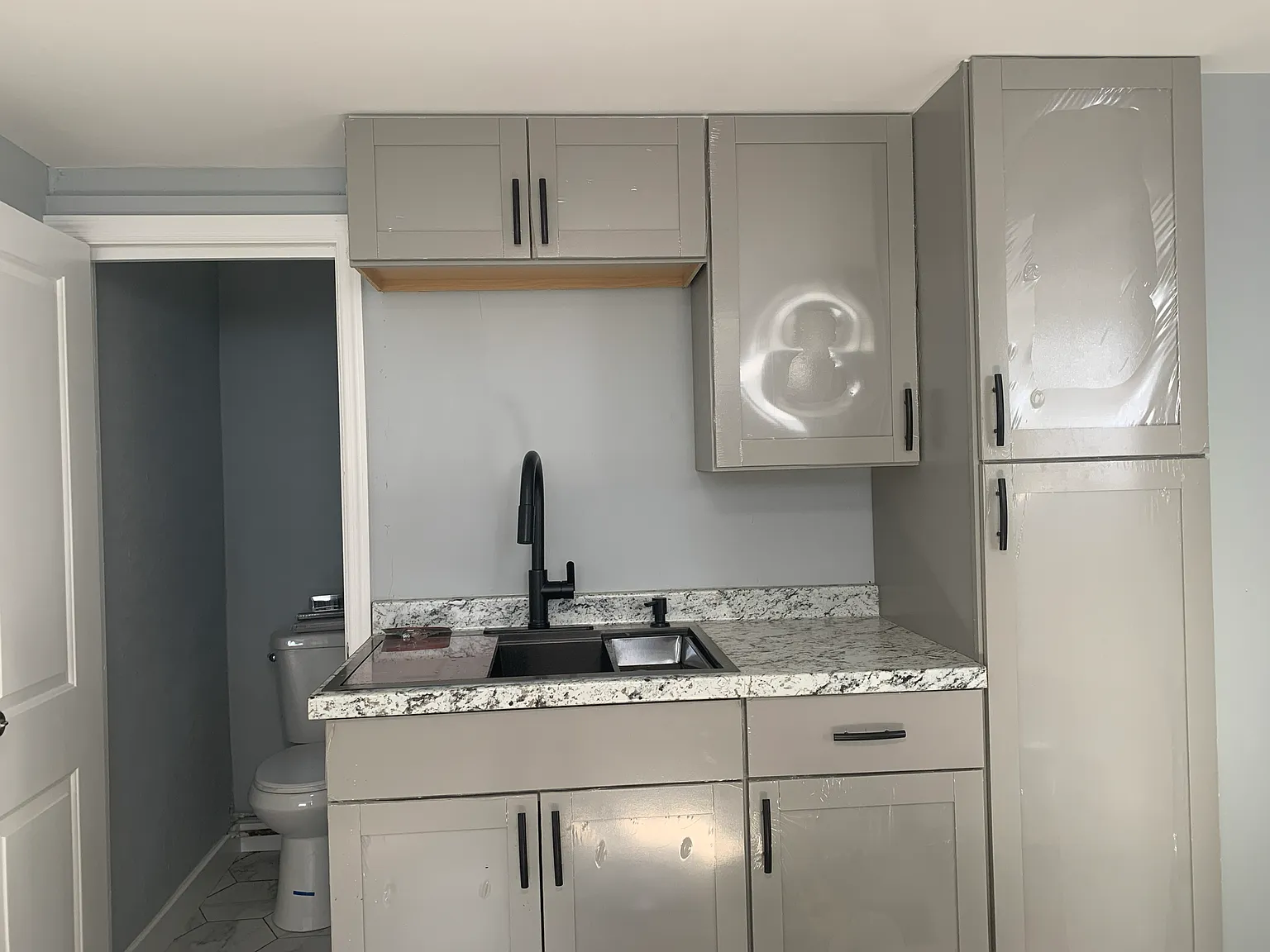 1 bed, 750 sqft, $1,500 — Photo 2