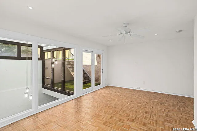 205 Chichester Pl #16 — Photo 35